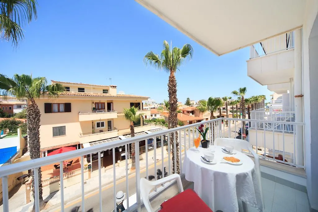 Mar Brava Apartments Can Picafort  Spain